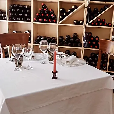 La Di Castromediano - Al Becco Della Civetta 3*