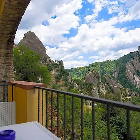 La Di Castromediano - Al Becco Della Civetta Hotel Castelmezzano
