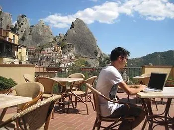 La Di Castromediano - Al Becco Della Civetta 3* Castelmezzano